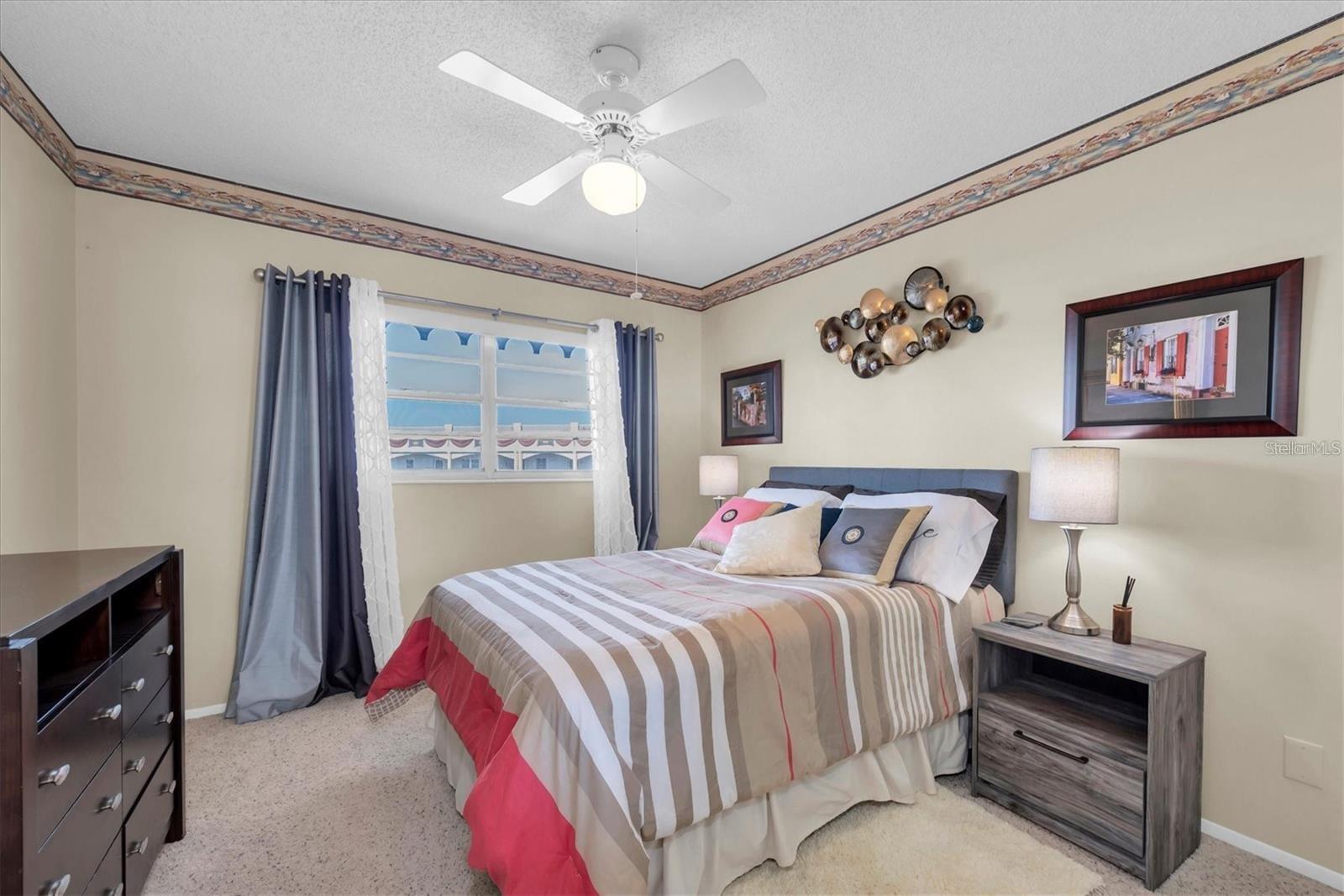 ON TOP OF THE WORLD - Residential Lease