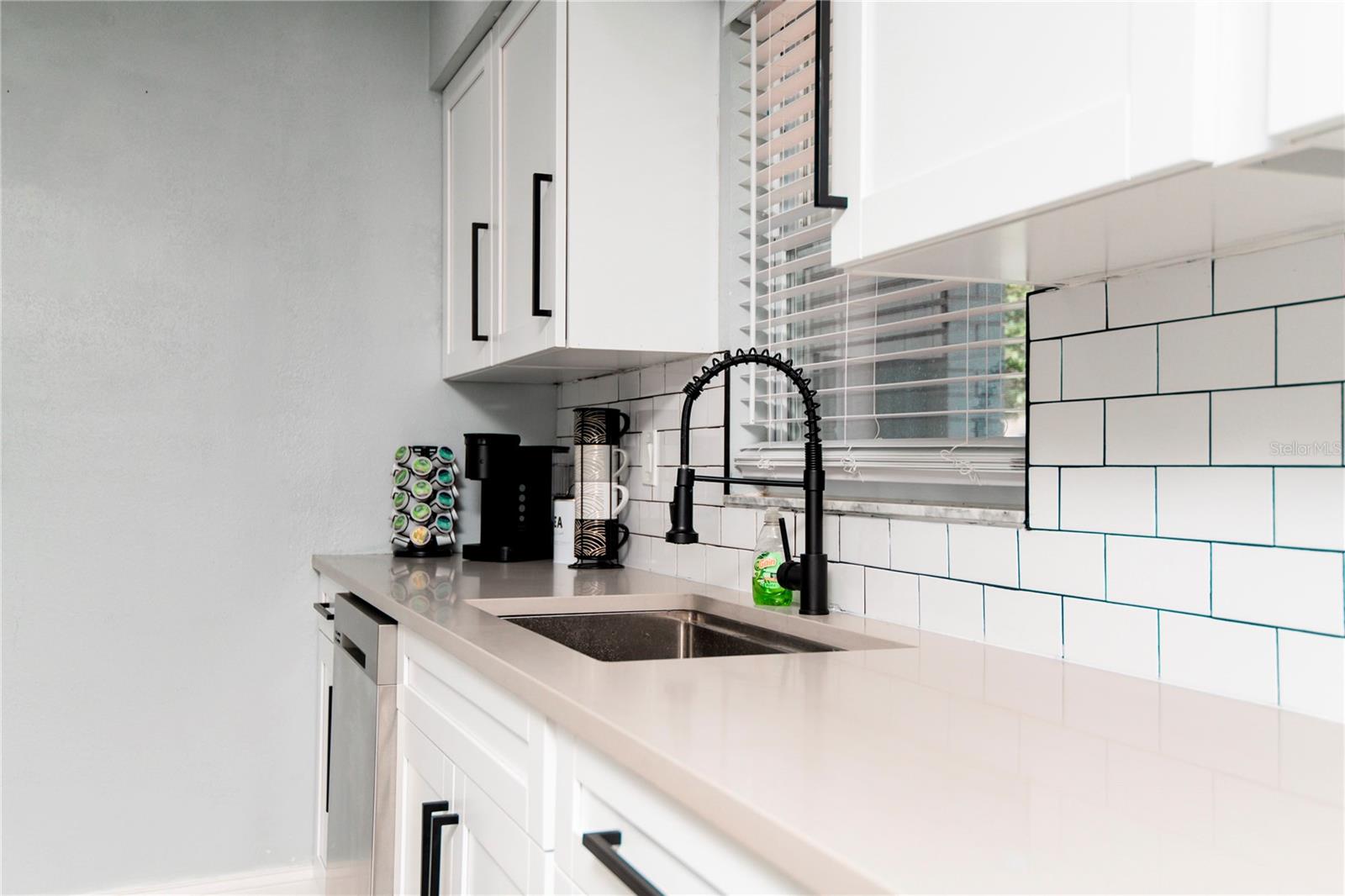DREWS JOHN H 1ST EXT - Residential