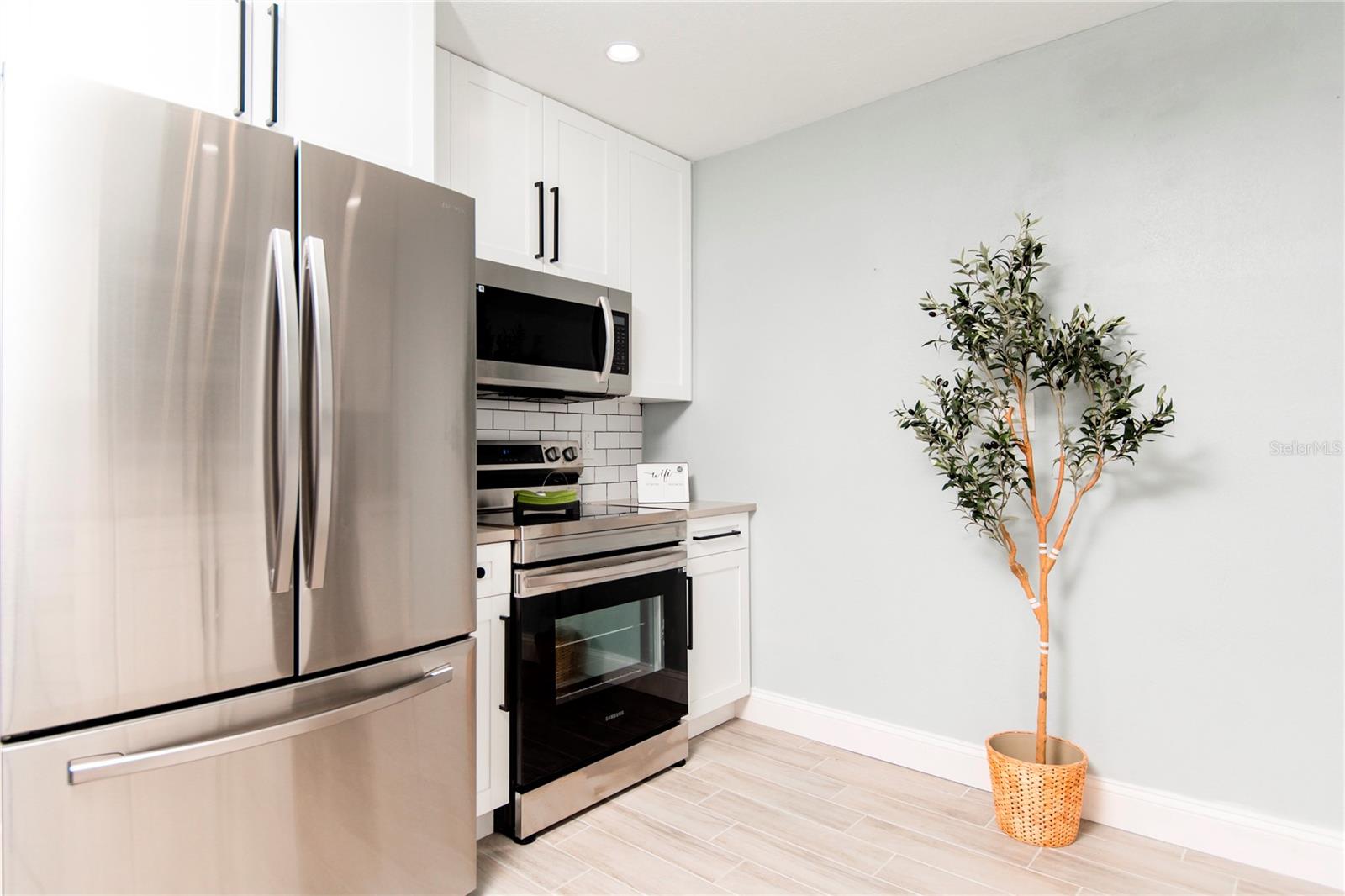DREWS JOHN H 1ST EXT - Residential