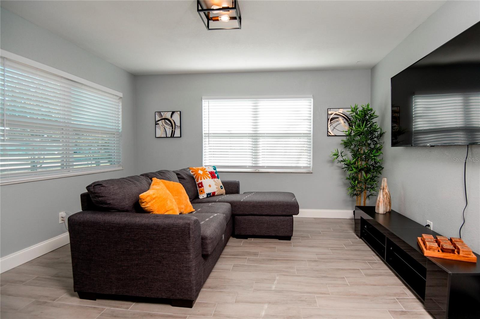 DREWS JOHN H 1ST EXT - Residential