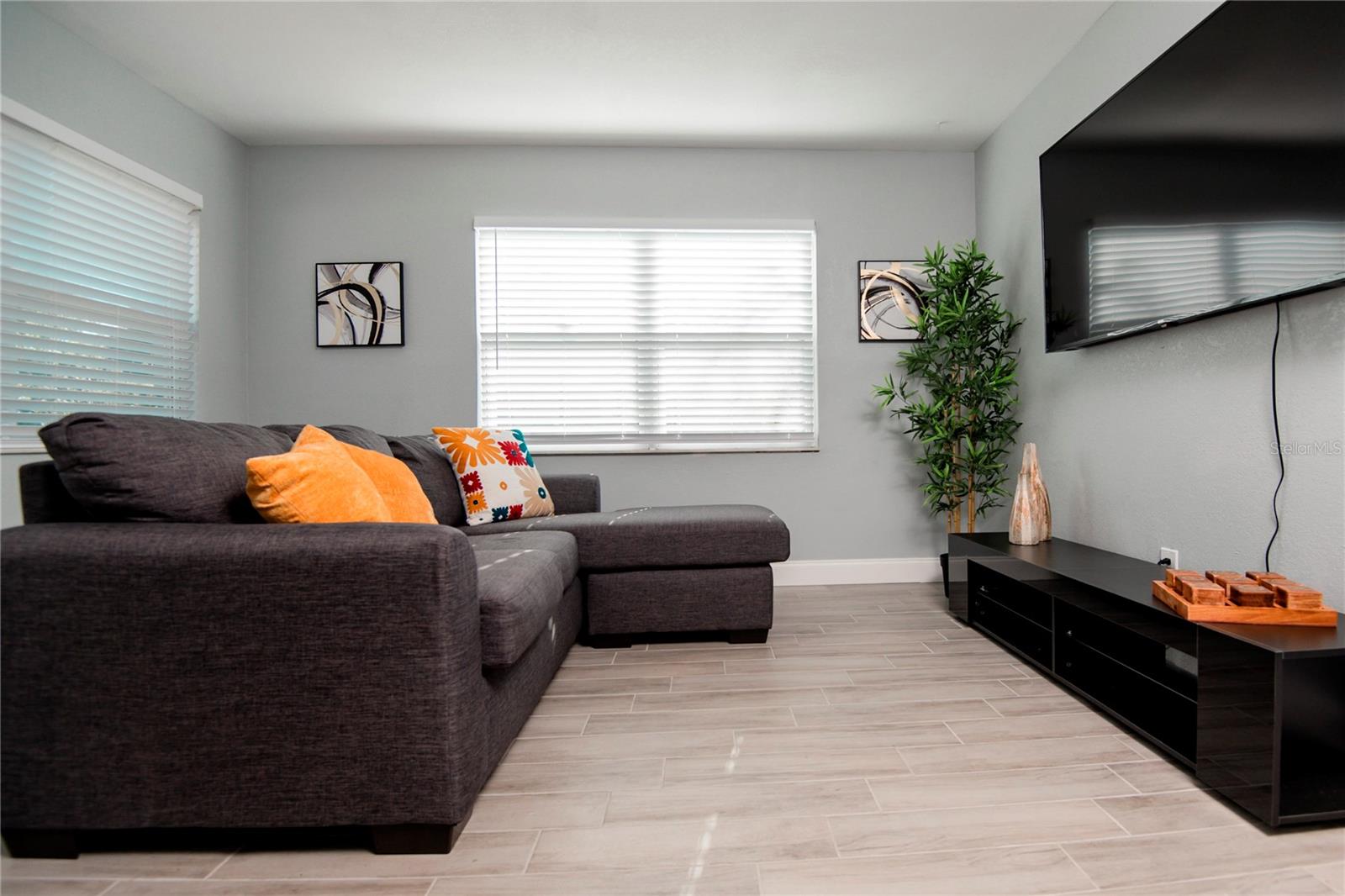 DREWS JOHN H 1ST EXT - Residential
