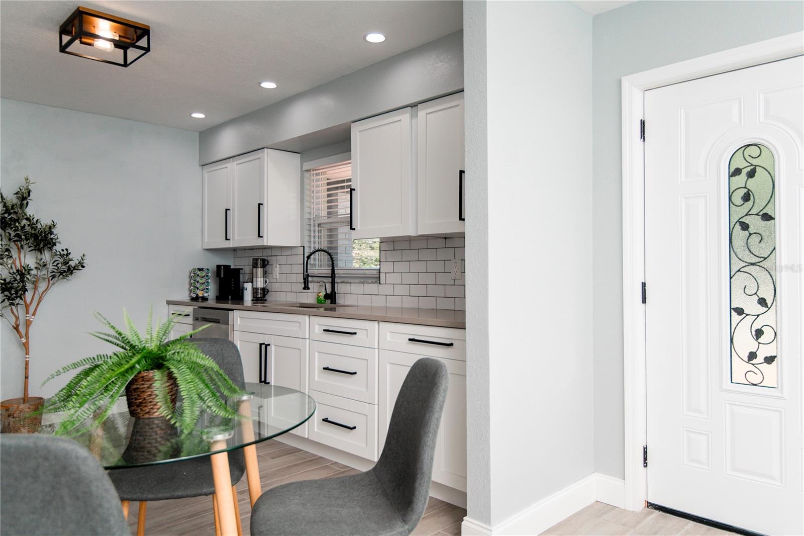 DREWS JOHN H 1ST EXT - Residential