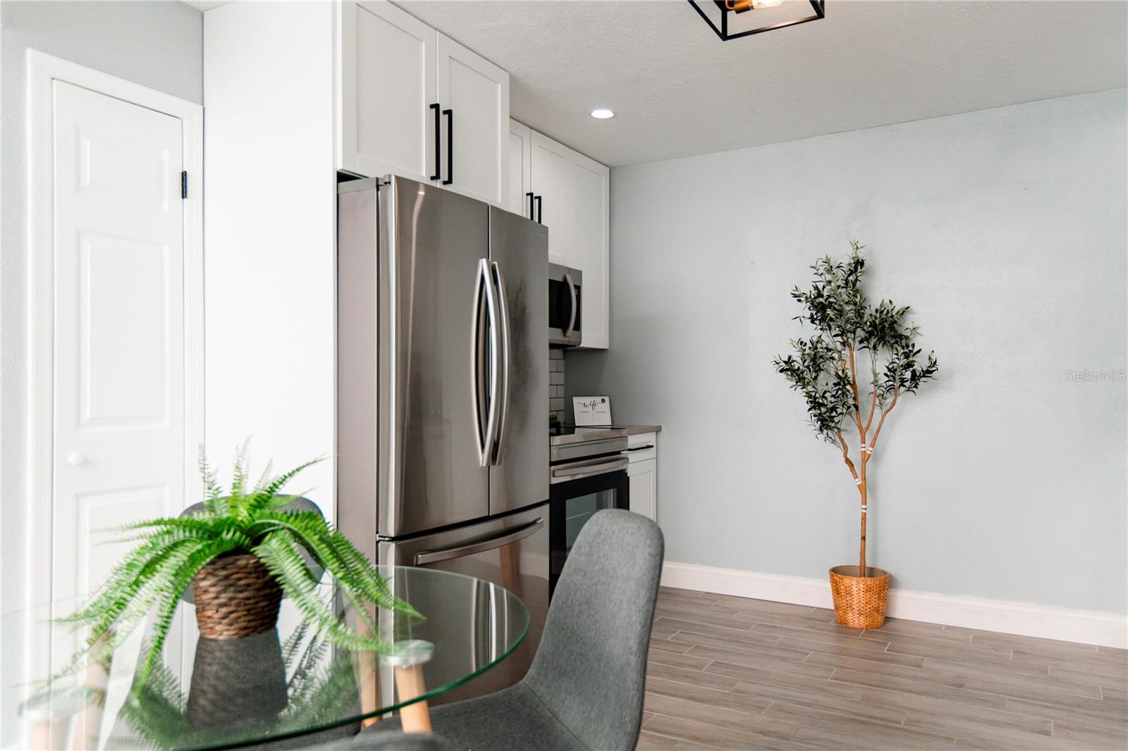 DREWS JOHN H 1ST EXT - Residential