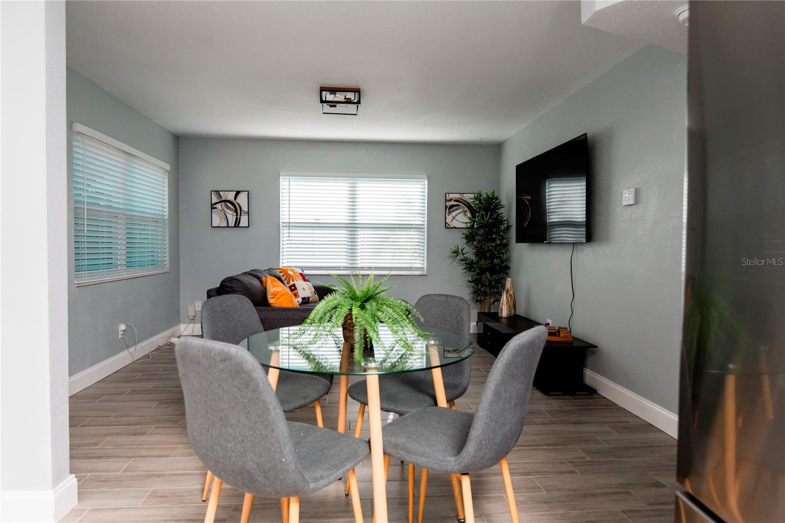 DREWS JOHN H 1ST EXT - Residential