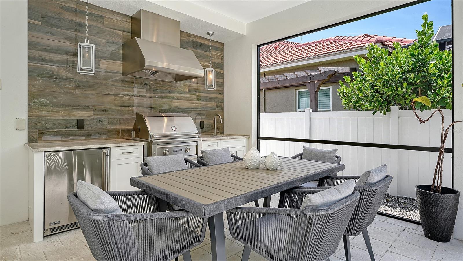POINSETTIA PARK 2 - Residential