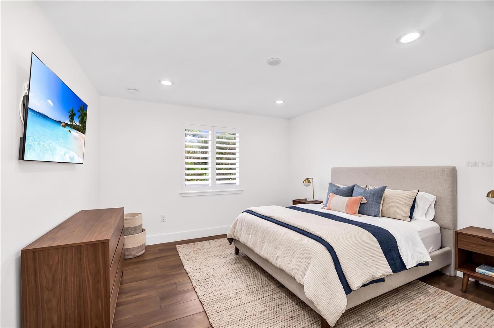 POINSETTIA PARK 2 - Residential