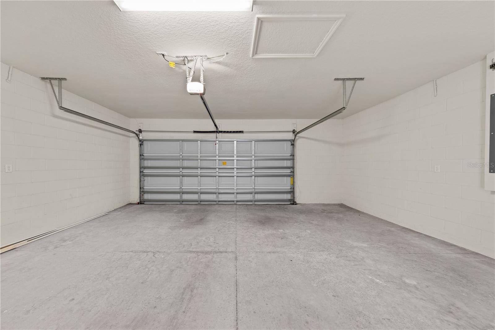 EVERBE PH 1A - Residential