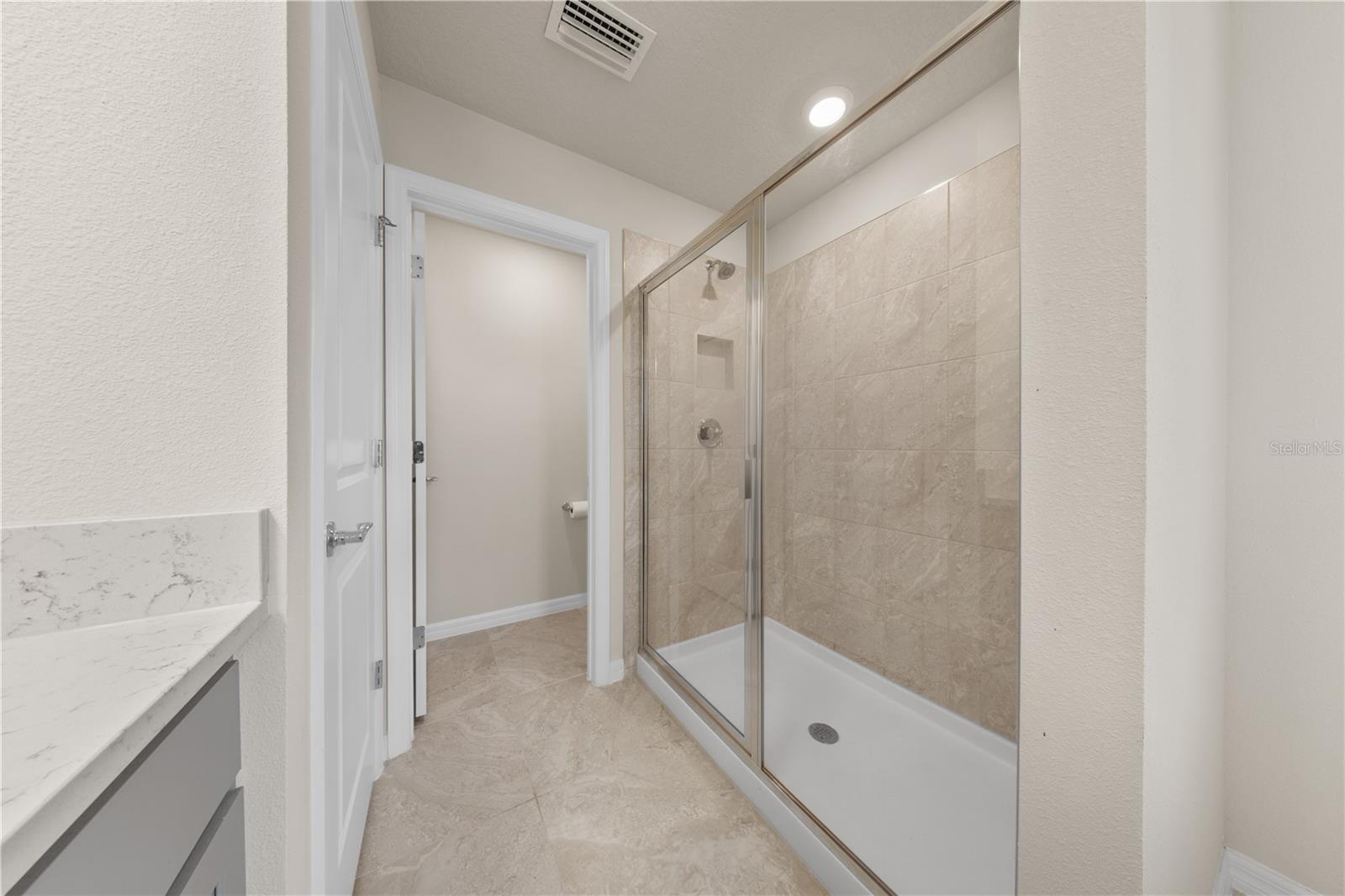EVERBE PH 1A - Residential