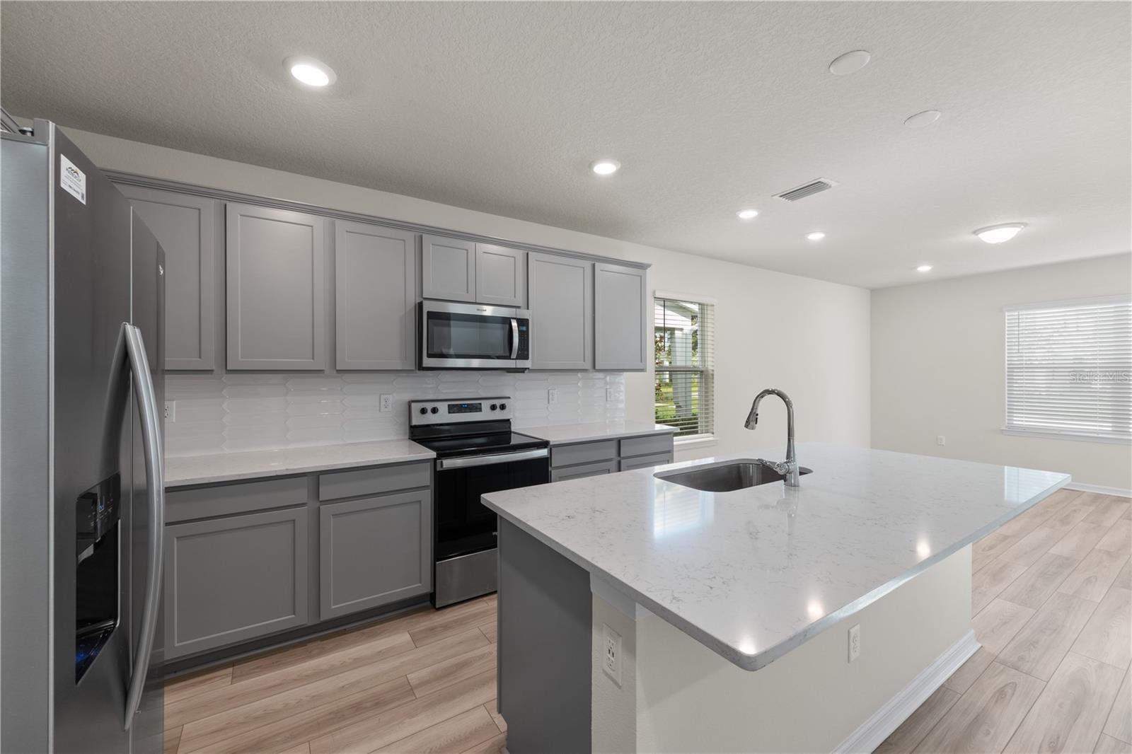 EVERBE PH 1A - Residential