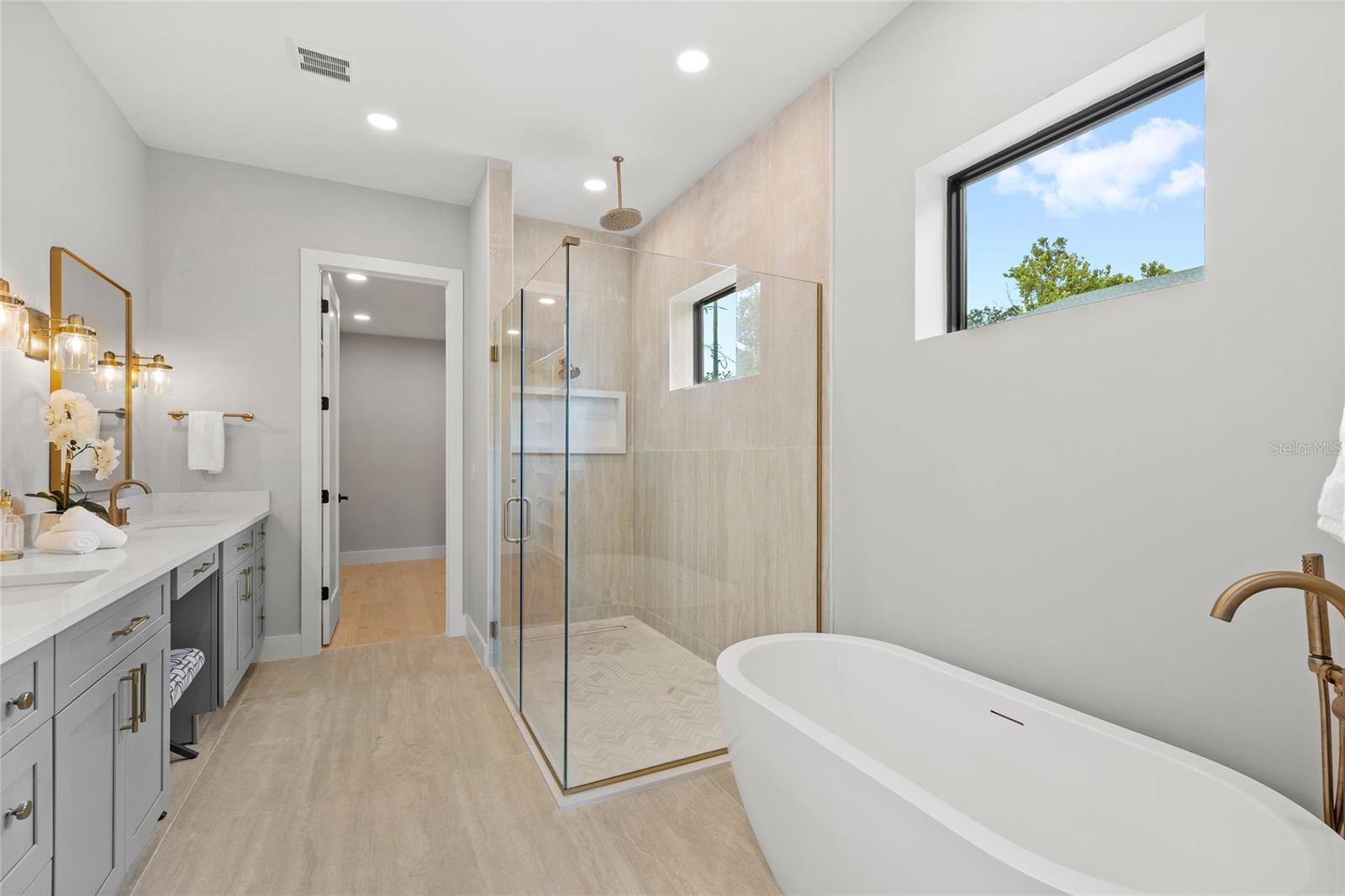 ANDERSON PARK - Residential
