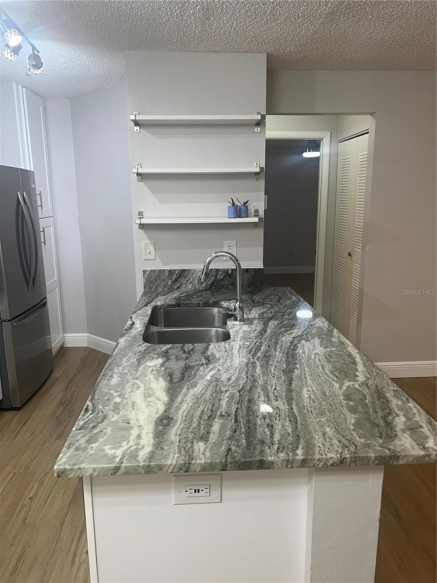 LANDING A CONDO - Residential Lease