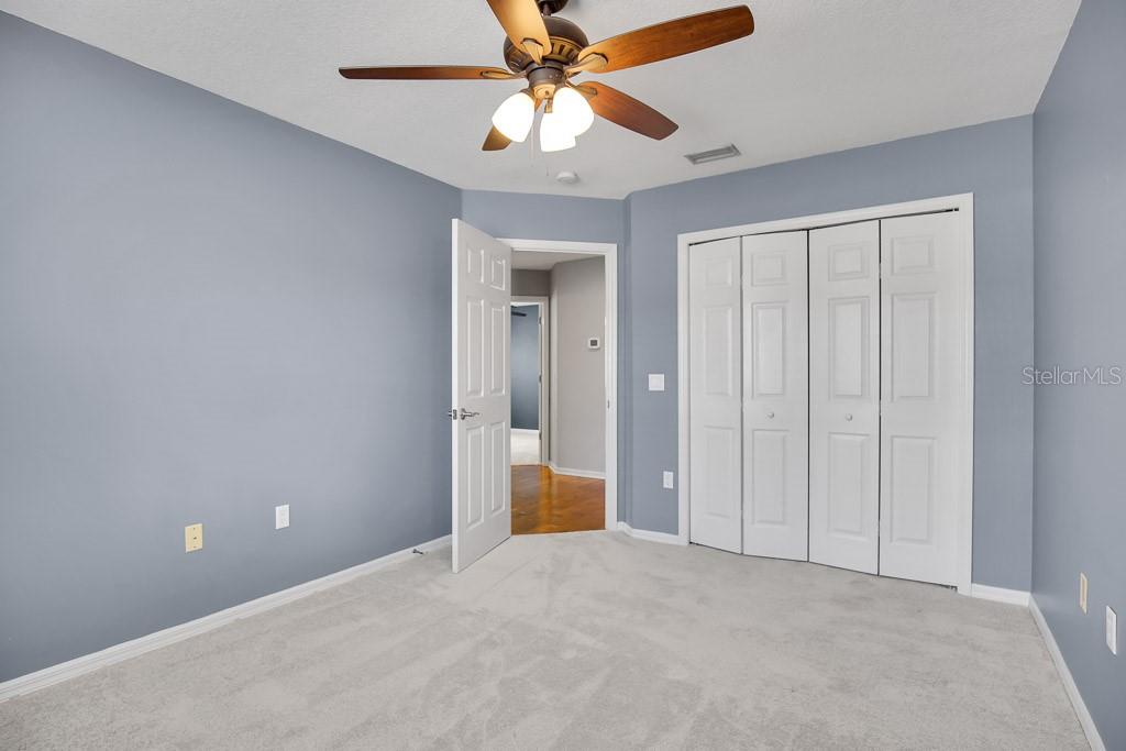 RIVER HILLS COUNTRY CLUB PARCE - Residential Lease