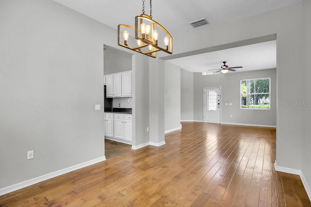 RIVER HILLS COUNTRY CLUB PARCE - Residential Lease