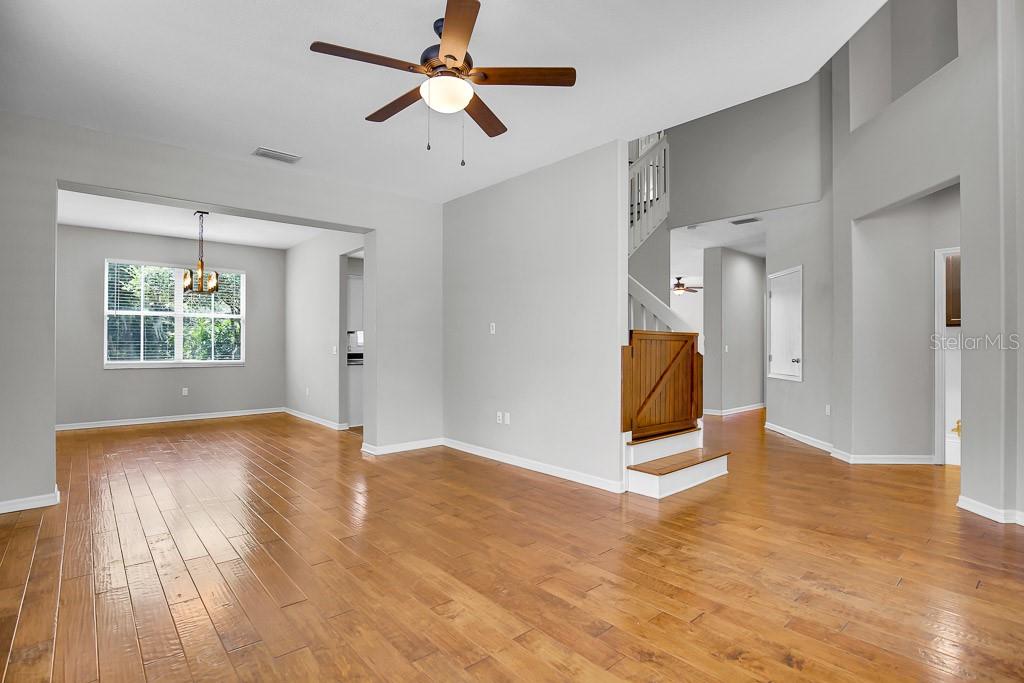 RIVER HILLS COUNTRY CLUB PARCE - Residential Lease