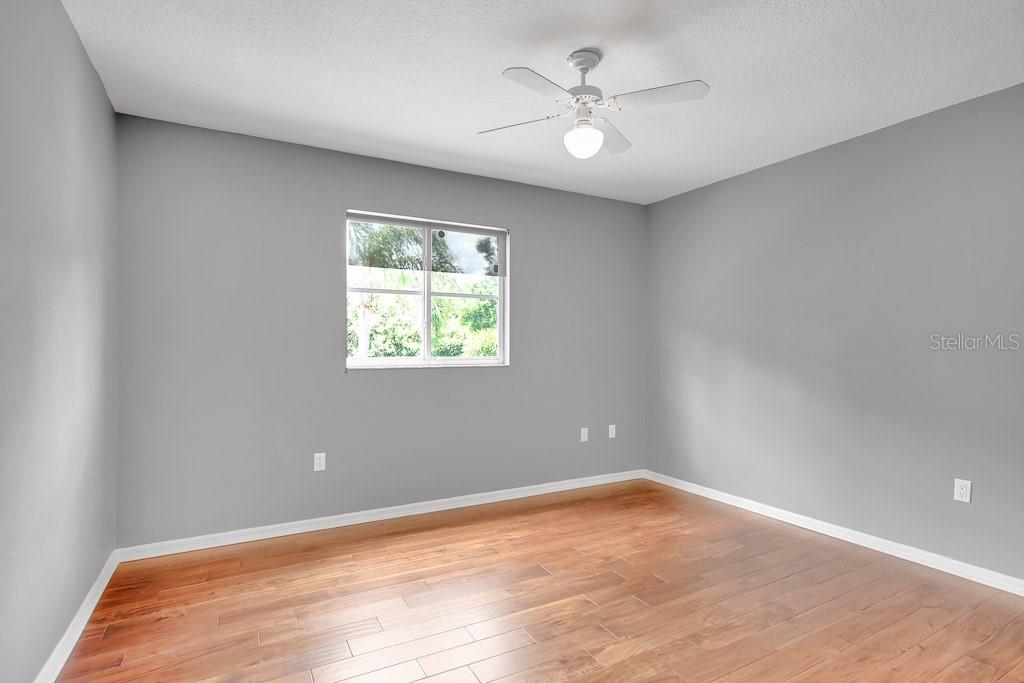 RIVER HILLS COUNTRY CLUB PARCE - Residential Lease