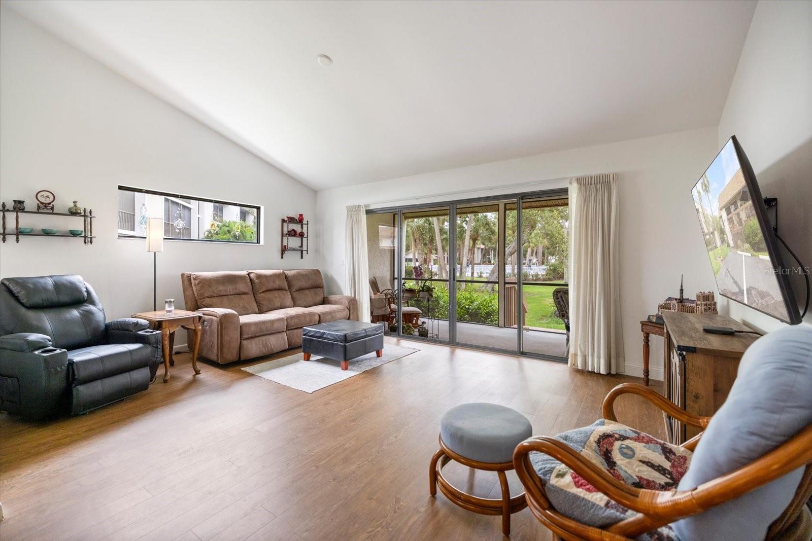 BIRD BAY II - Residential