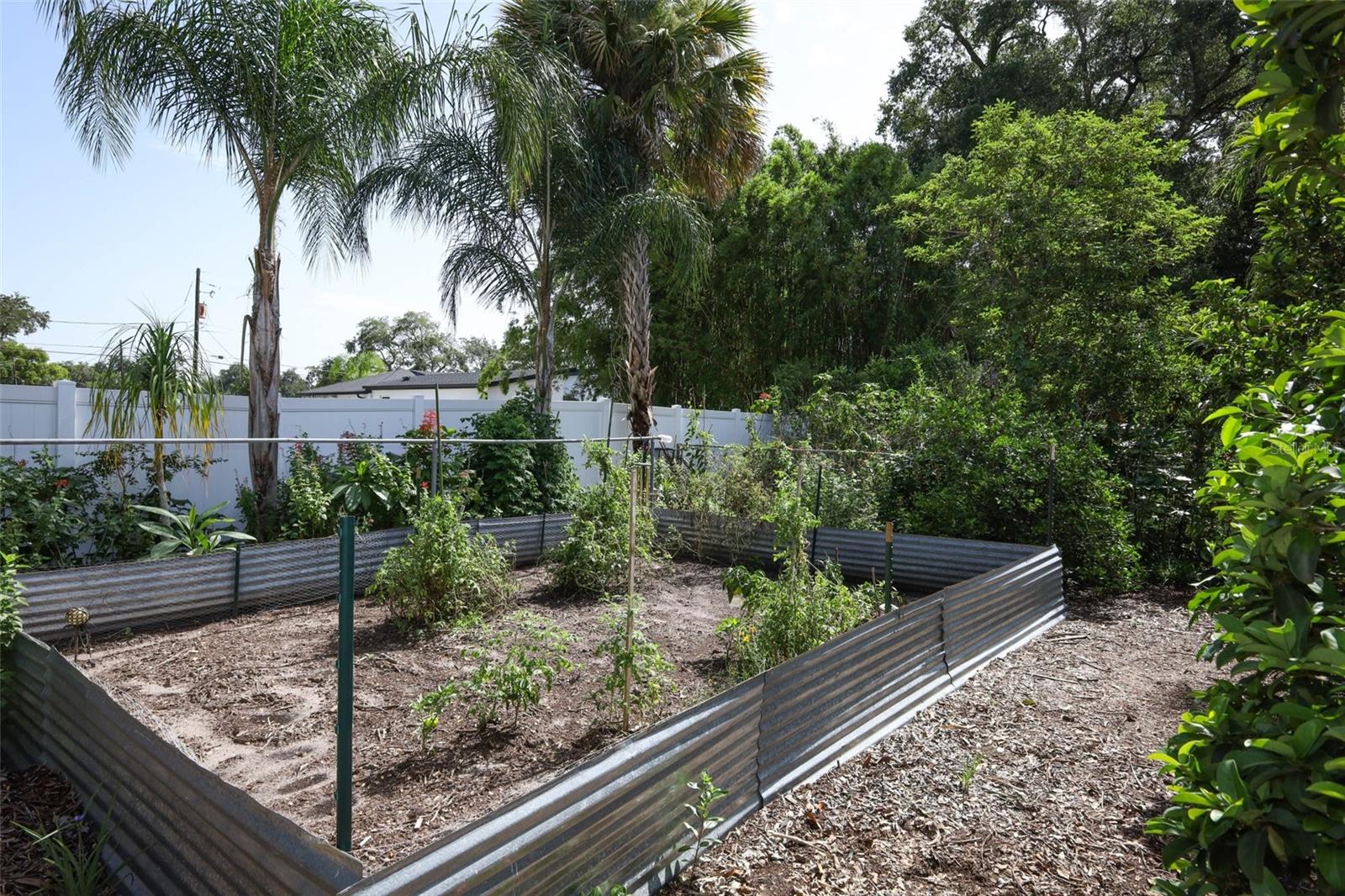 H H DICKSON SUB - Residential
