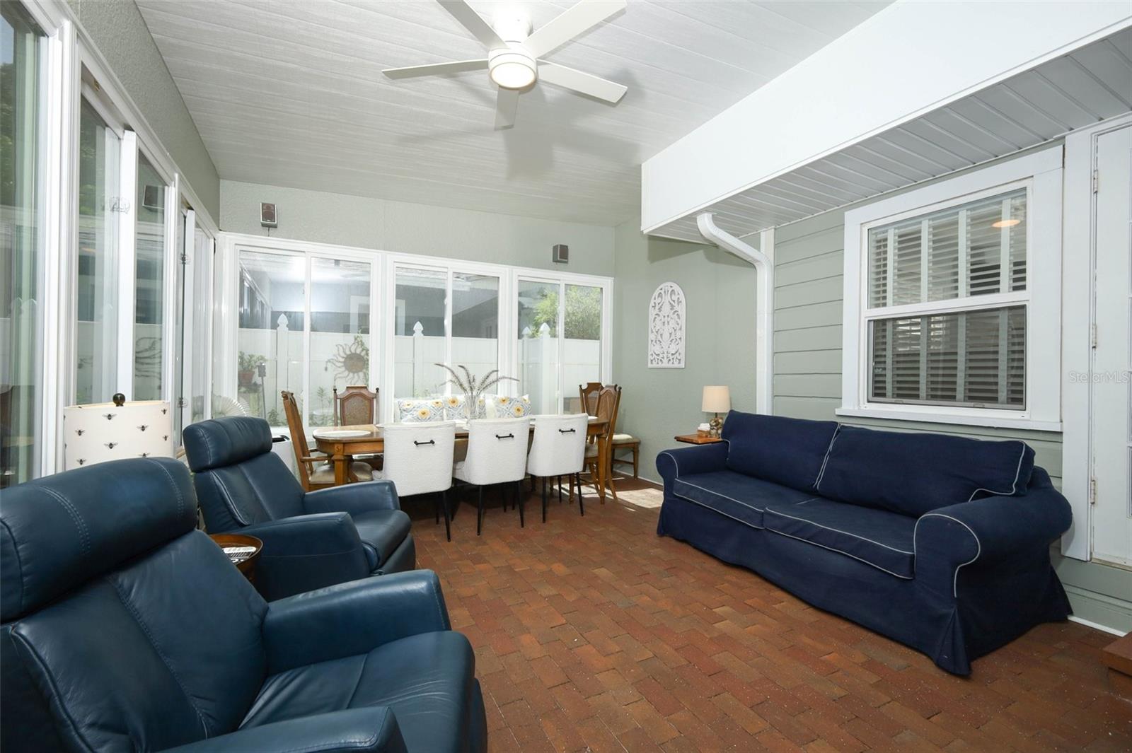 H H DICKSON SUB - Residential