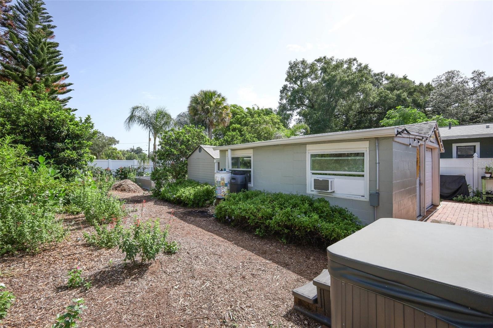 H H DICKSON SUB - Residential