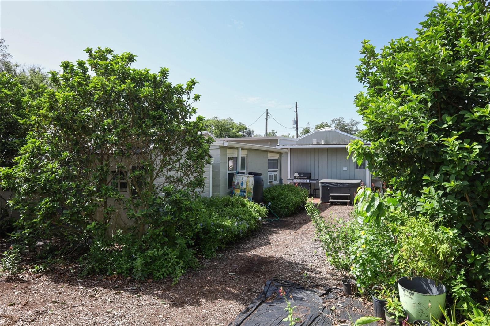H H DICKSON SUB - Residential