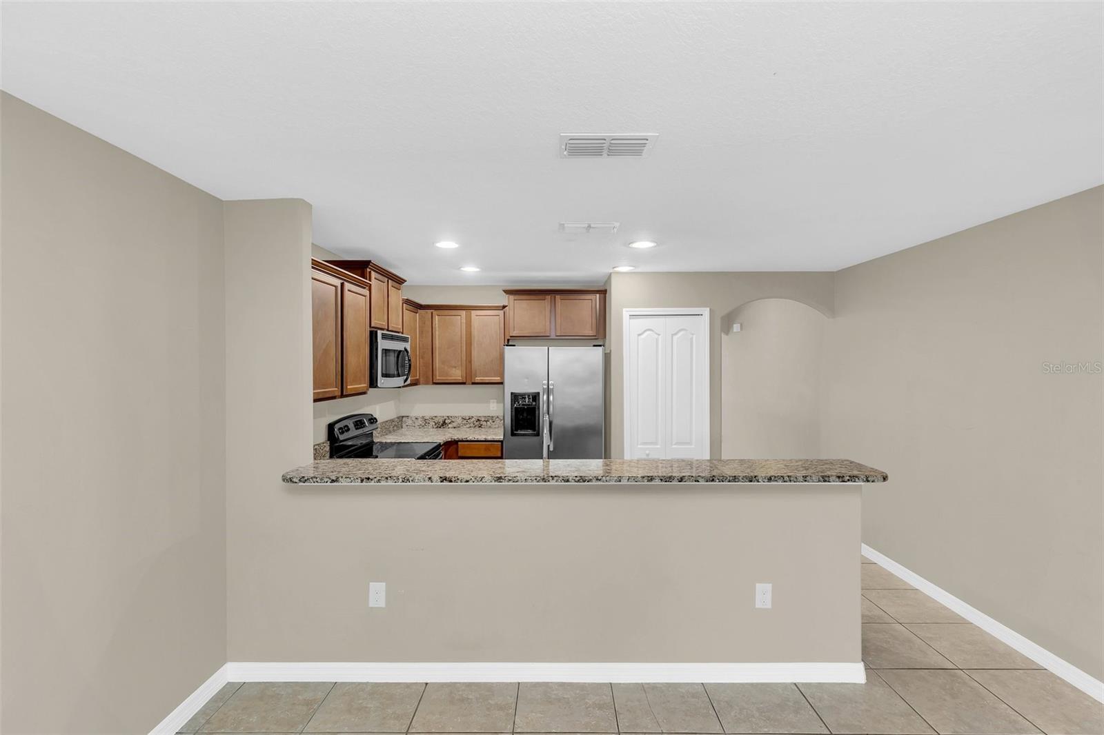 AMBERLEE TWNHMS - Residential