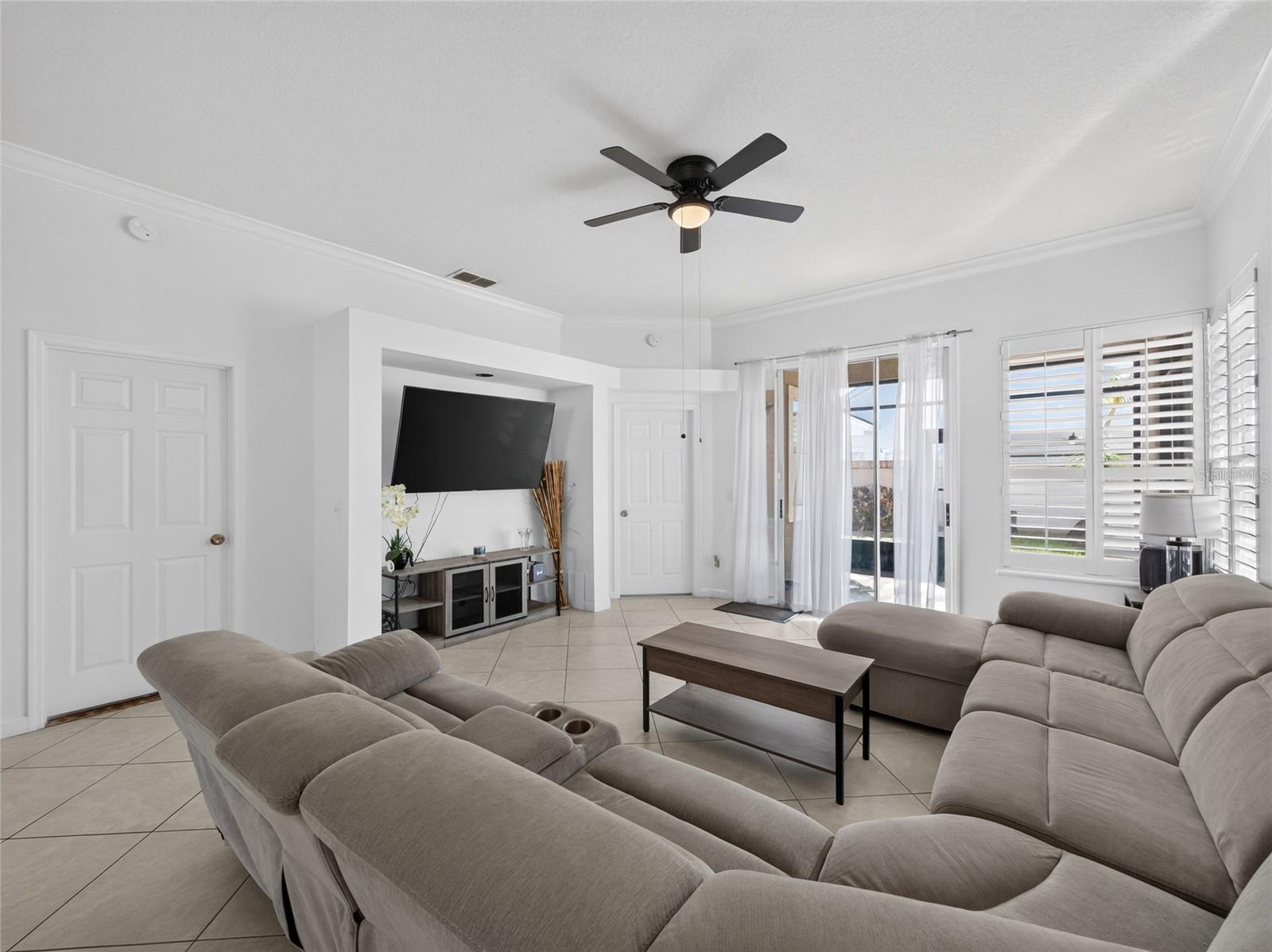 HUNTERS CREEK TR 135 PH 03 - Residential