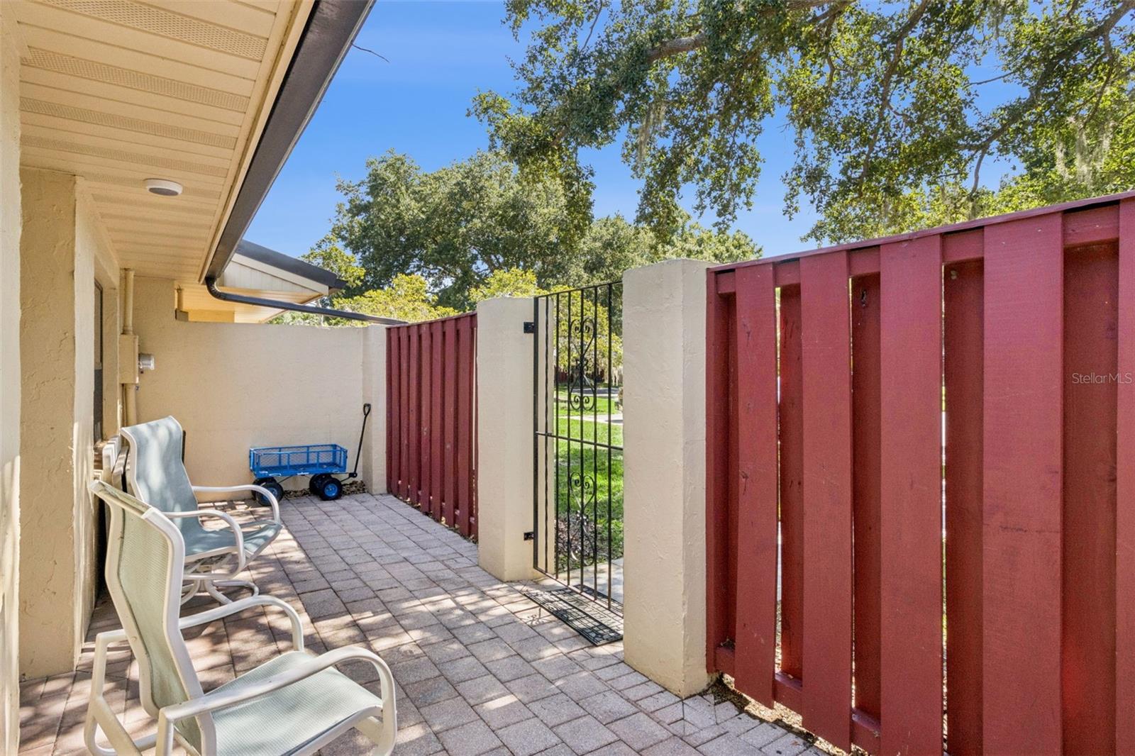 CYPRESSWOOD VILLAS/GREEN BLDG - Residential