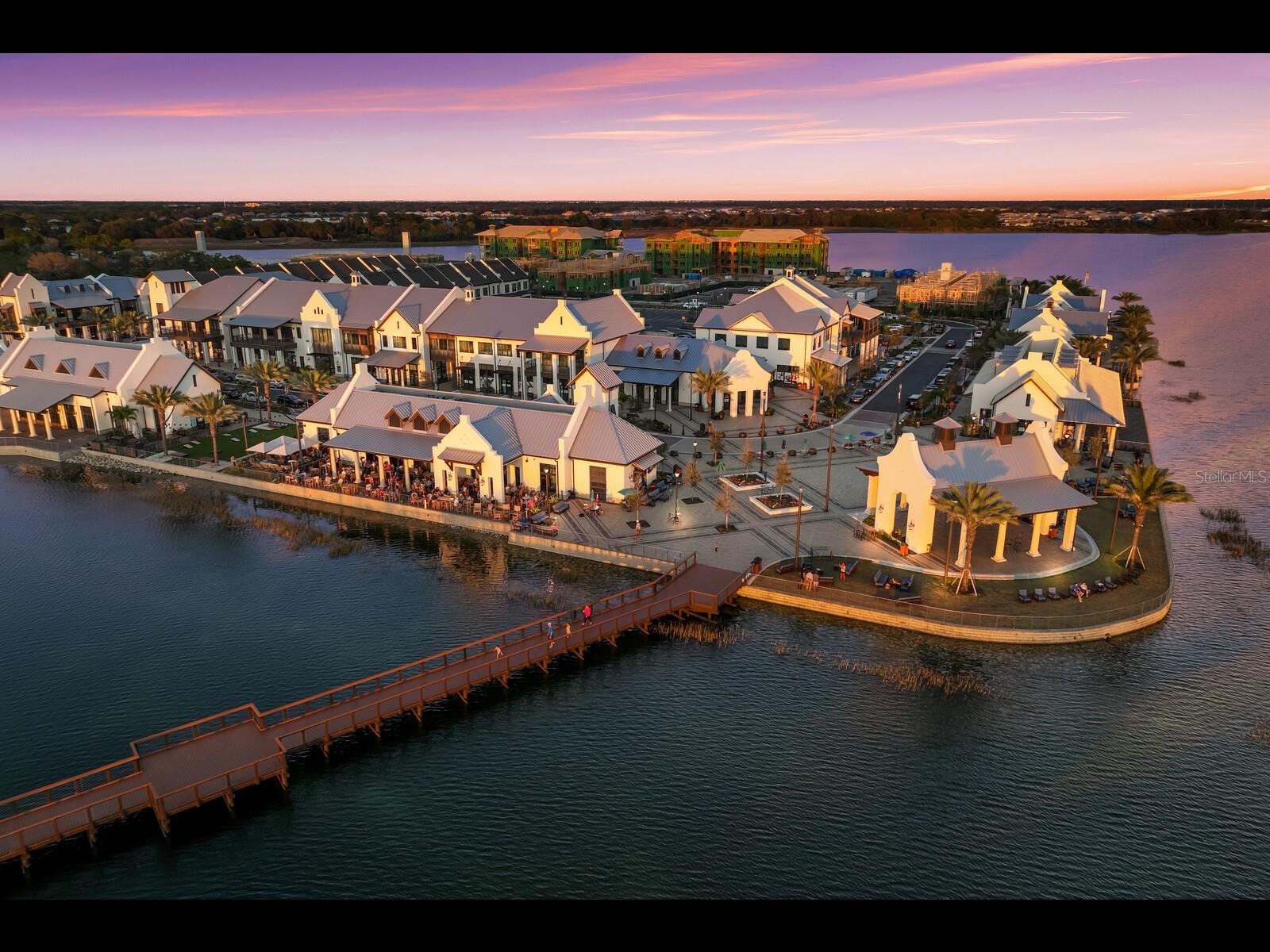 LAKEHOUSE COVE/WATERSIDE PH 5 - Residential