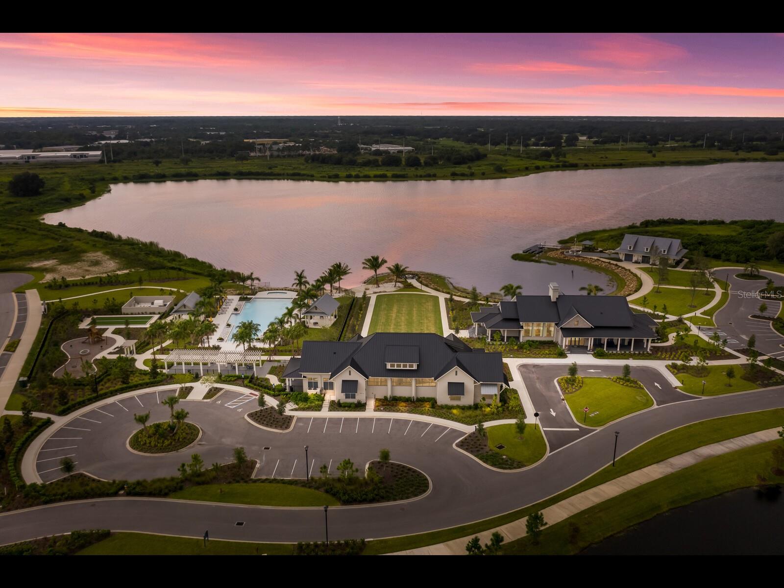 LAKEHOUSE COVE/WATERSIDE PH 5 - Residential