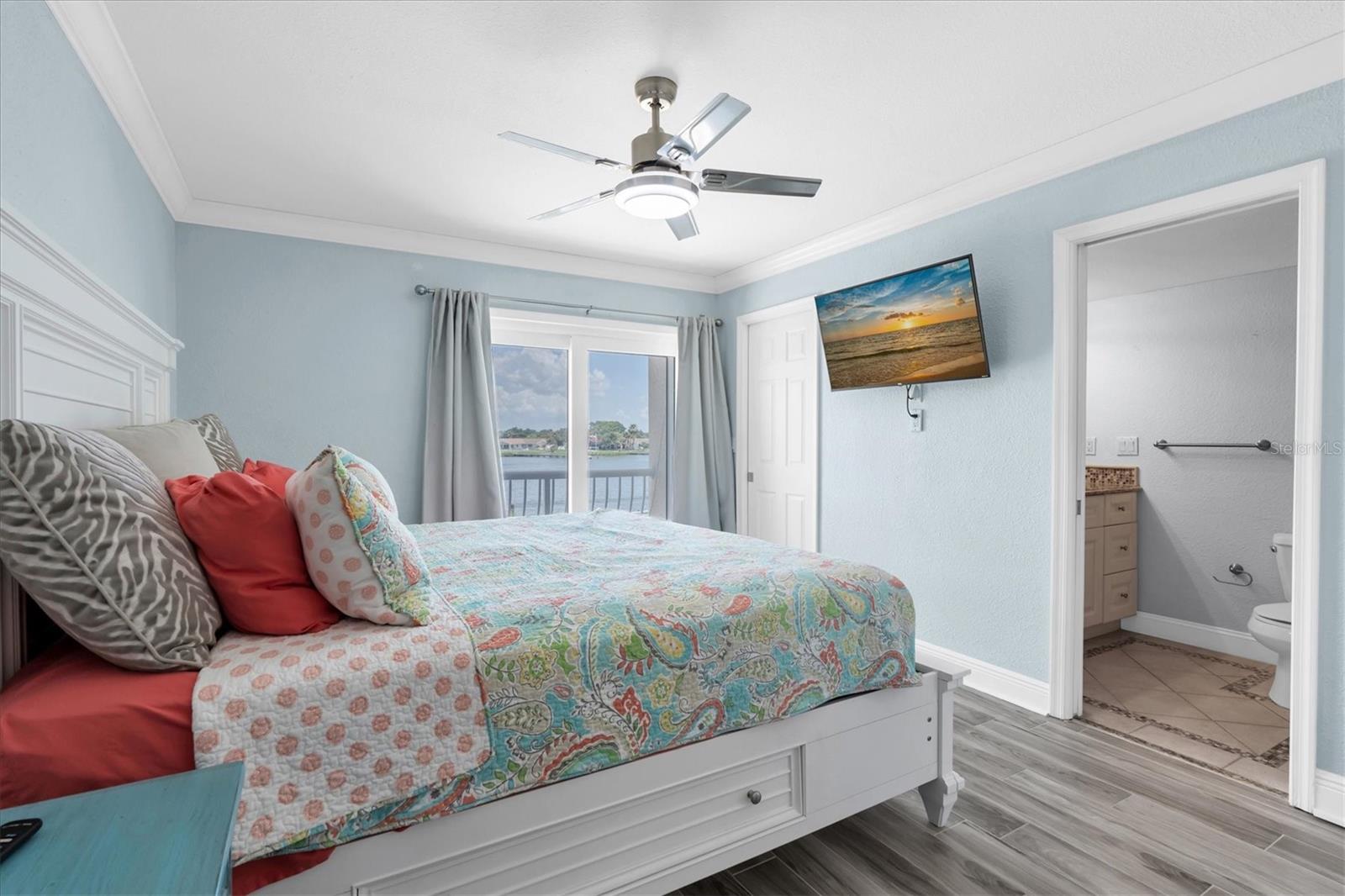 PIPERS III A CONDO - Residential