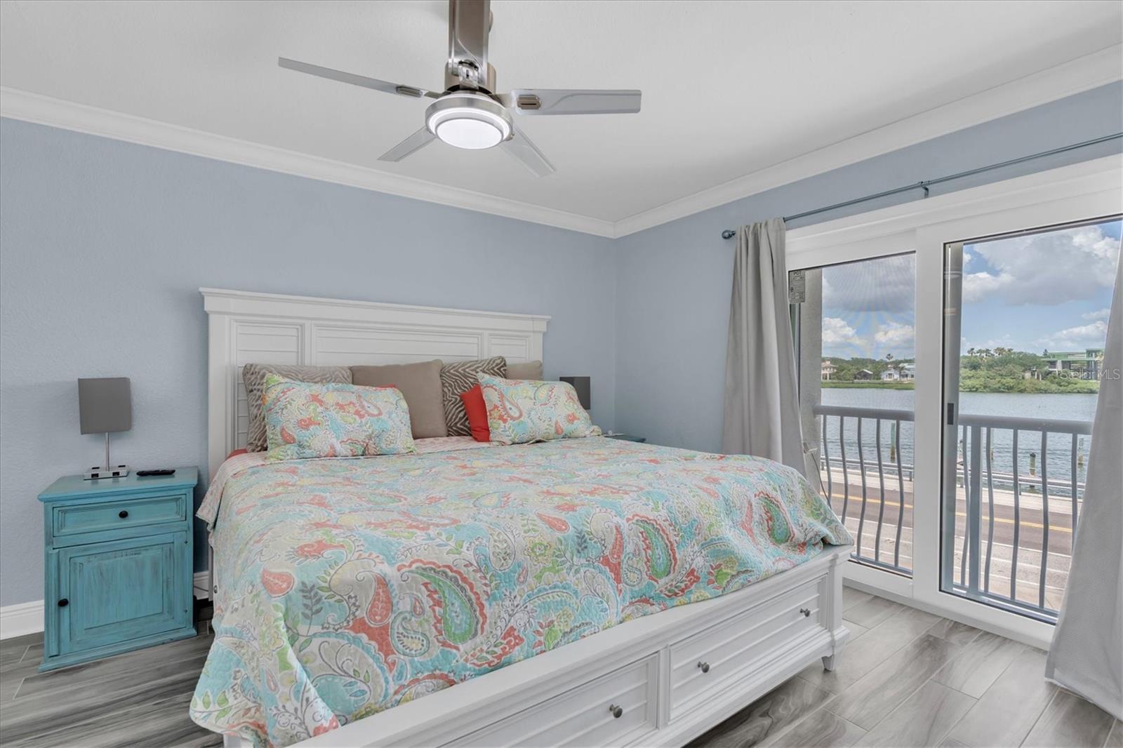 PIPERS III A CONDO - Residential