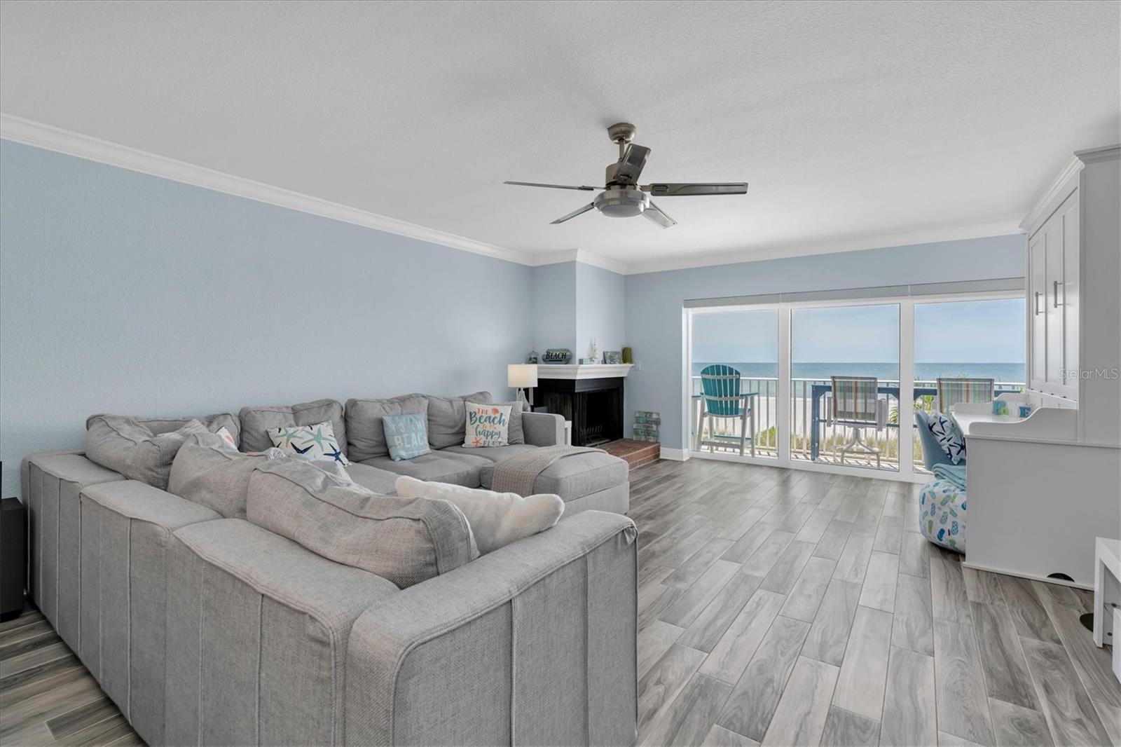 PIPERS III A CONDO - Residential