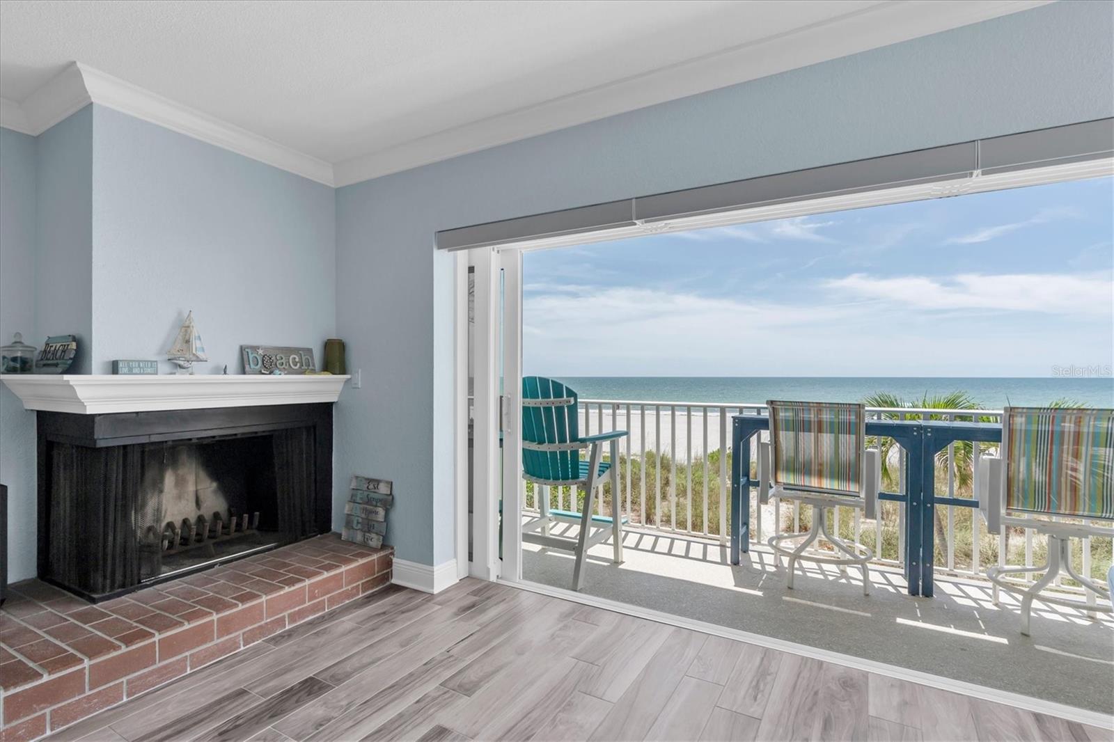 PIPERS III A CONDO - Residential