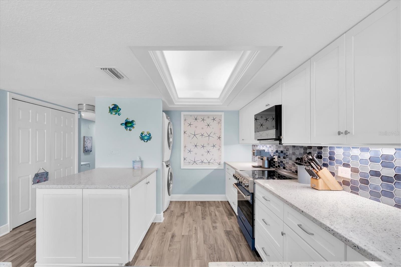 PIPERS III A CONDO - Residential