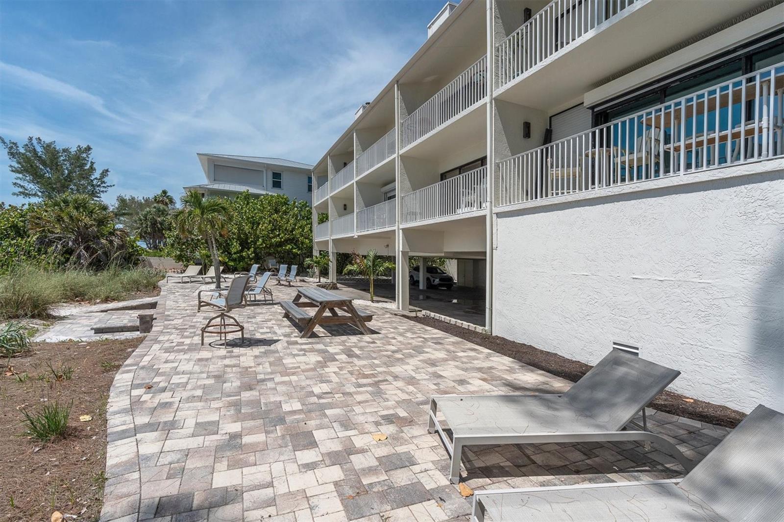 PIPERS III A CONDO - Residential