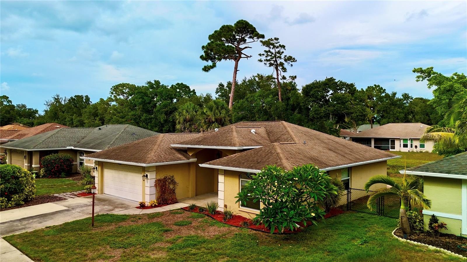ARBOR TRACE - Residential