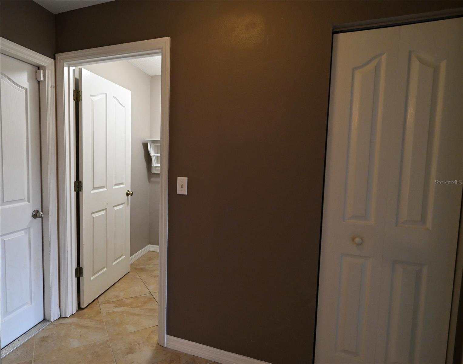 ARBOR TRACE - Residential
