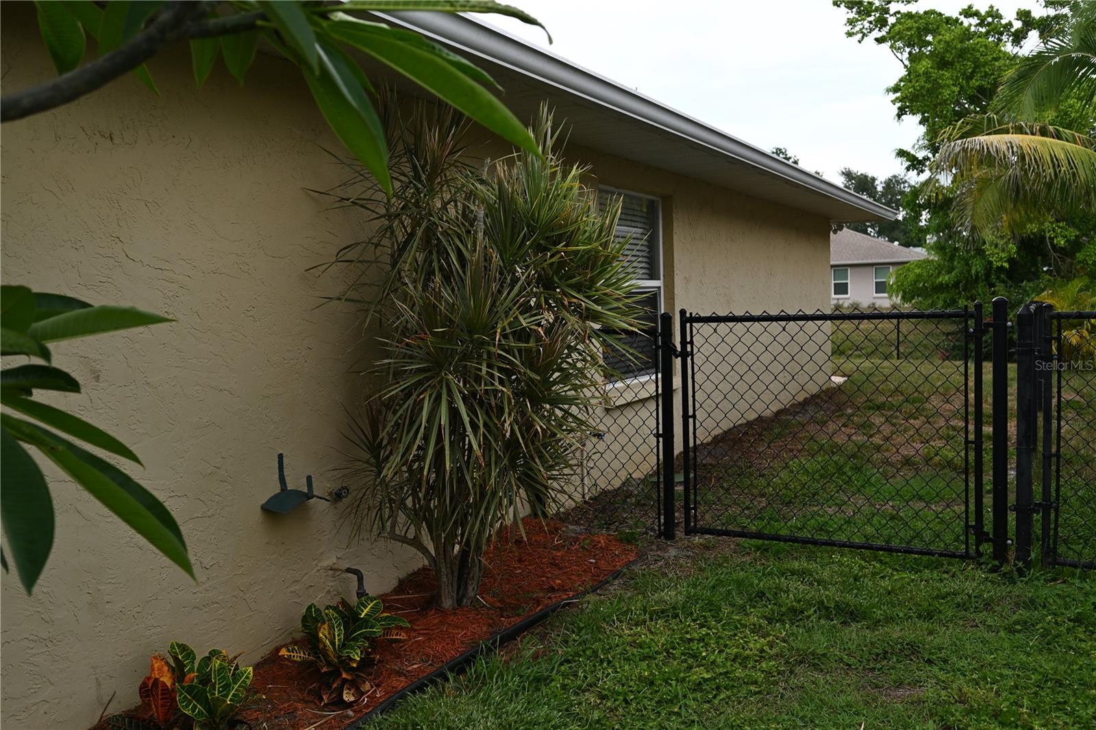 ARBOR TRACE - Residential