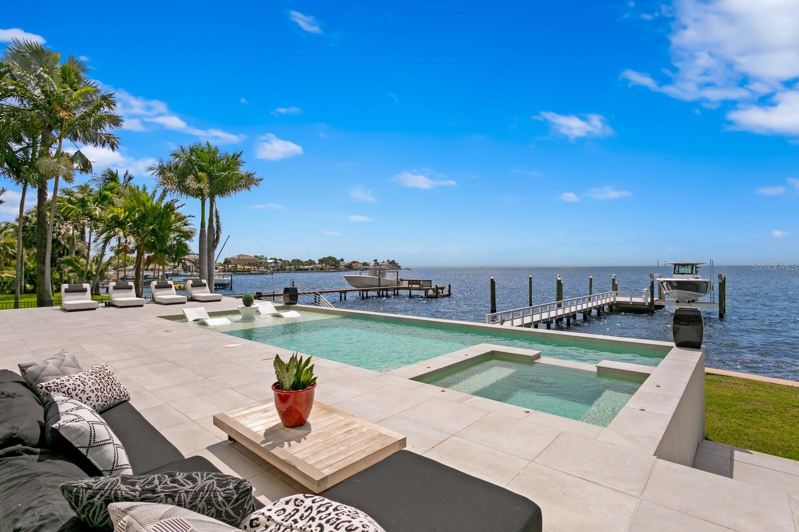 SHORE ACRES OVERLOOK SEC - Residential