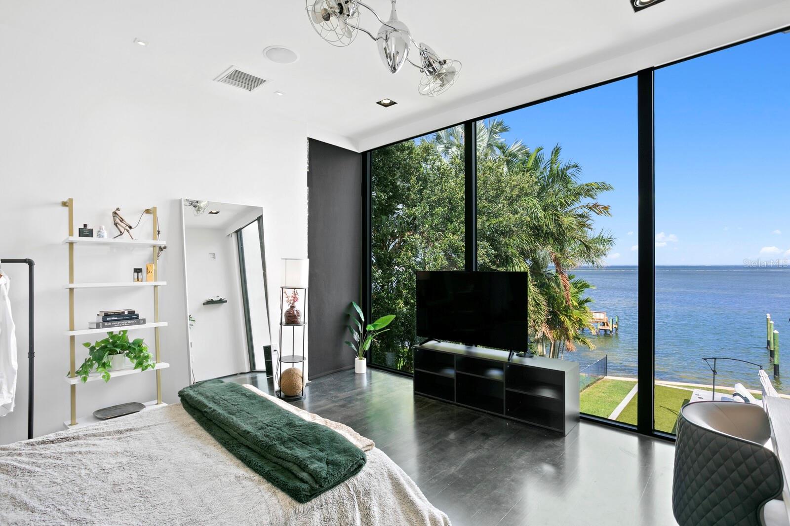 SHORE ACRES OVERLOOK SEC - Residential