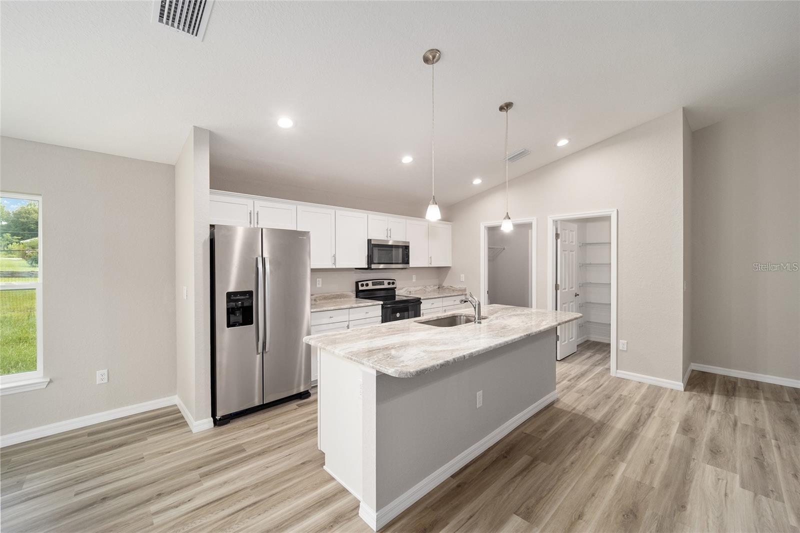 ORANGE BLOSSOM HILLS UNIT 3 - Residential