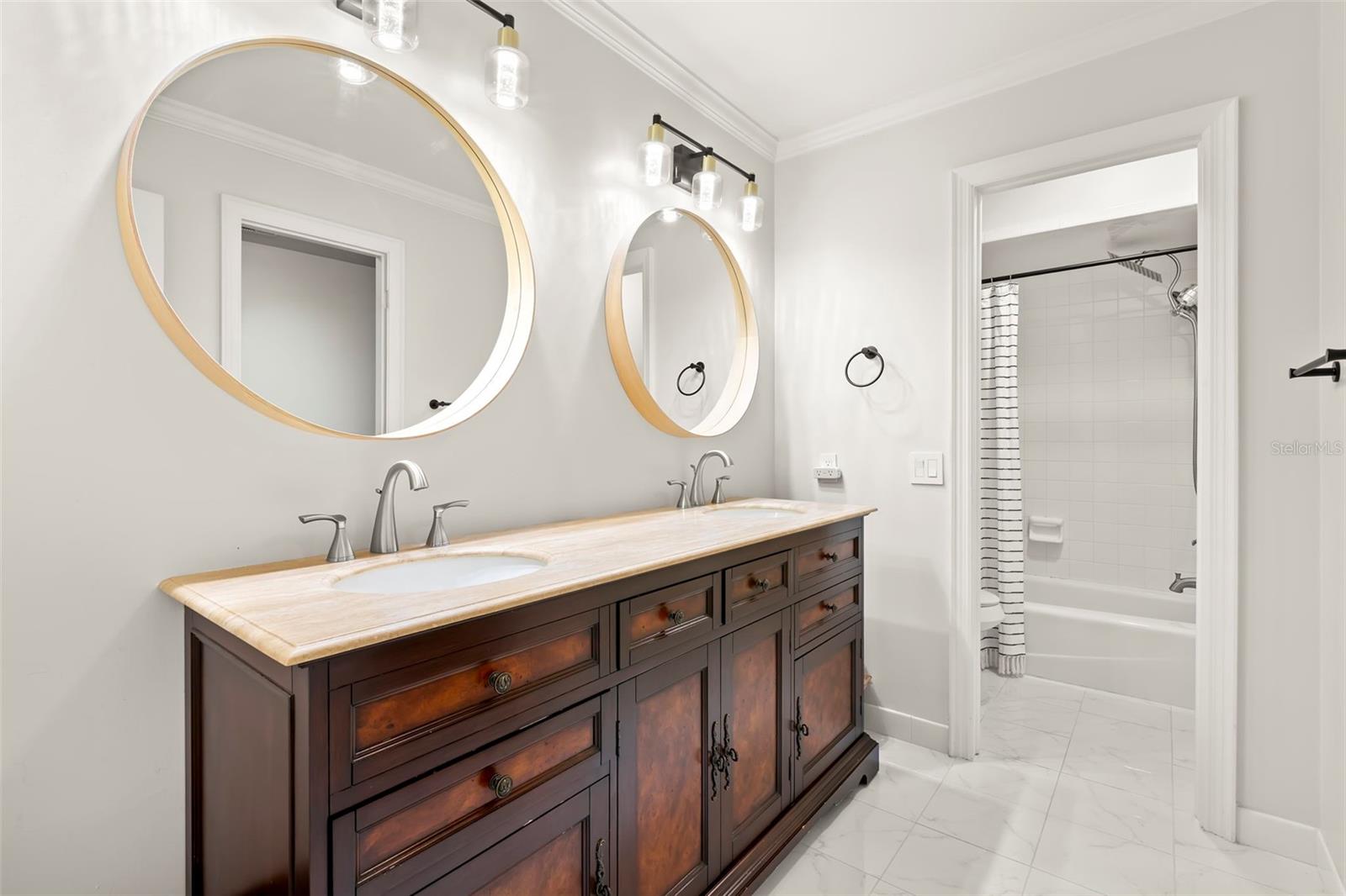 WATROUS H J 2ND ADD TO WEST - Residential