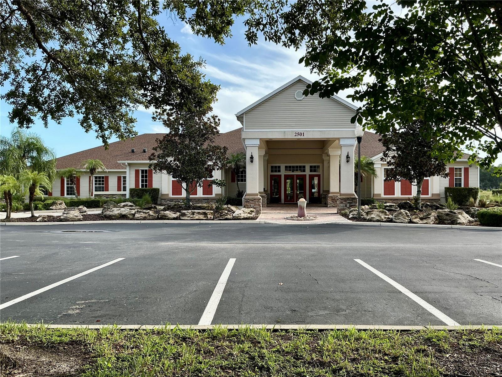 TRAFALGAR VILLAGE - Residential