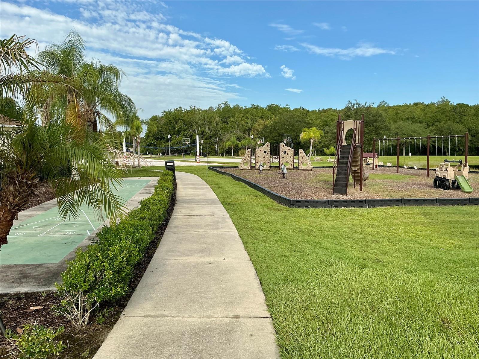 TRAFALGAR VILLAGE - Residential