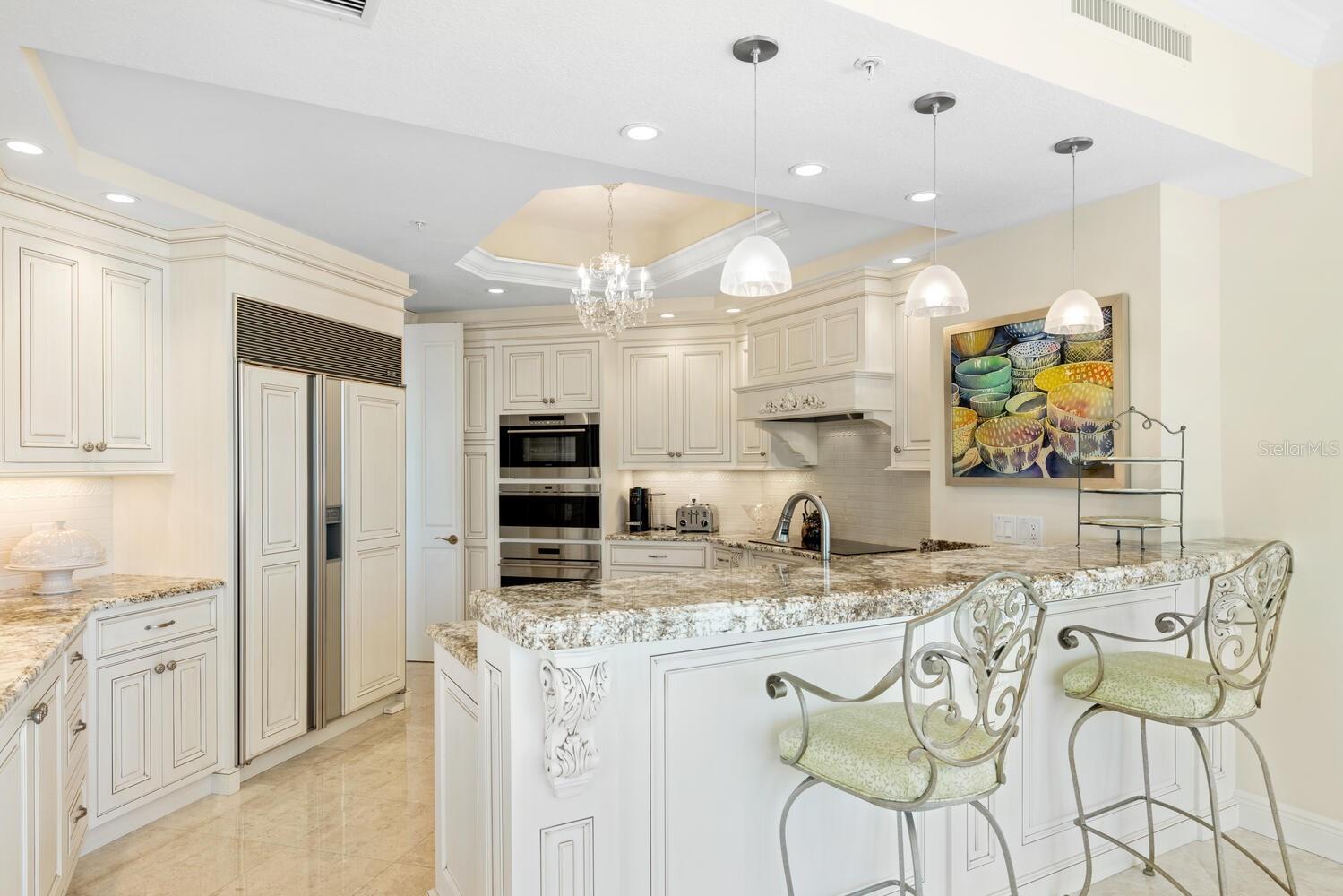 THE TOWER RESIDENCES - Residential