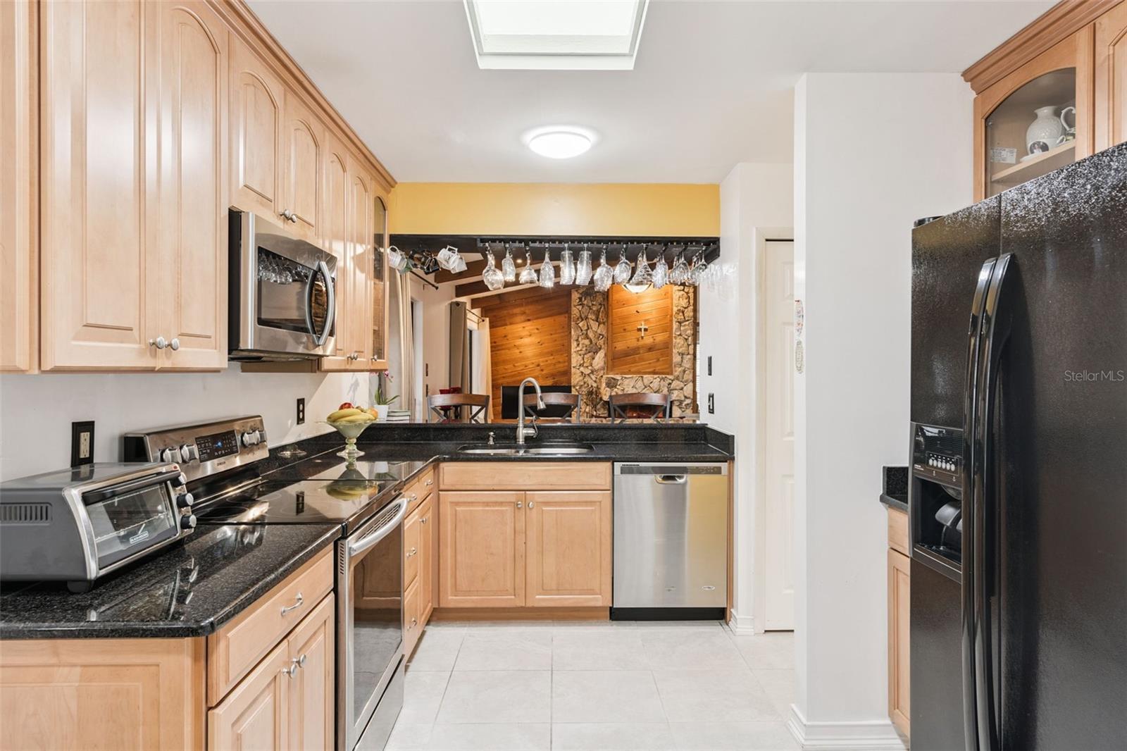 WEDGEWOOD TENNIS VILLAS - Residential