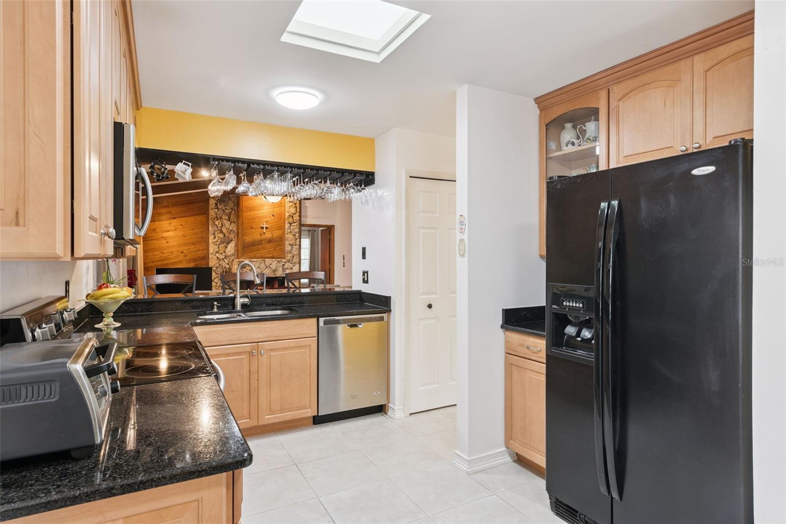 WEDGEWOOD TENNIS VILLAS - Residential