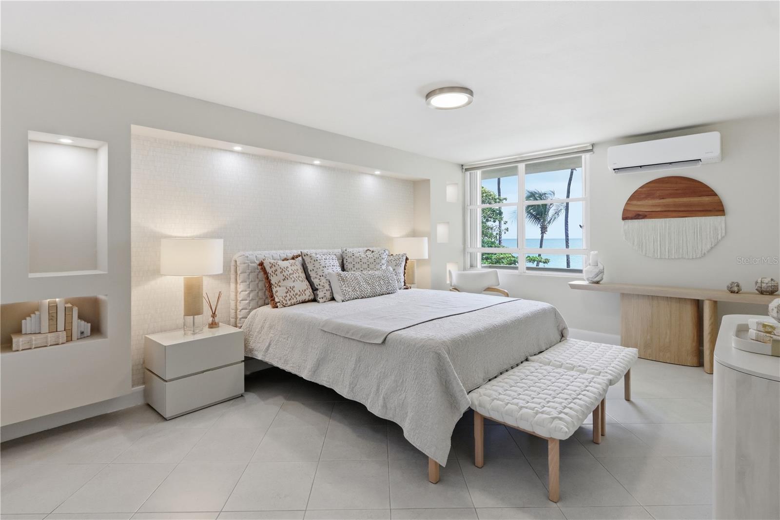 CARRION COURT PLAYA - Residential Lease