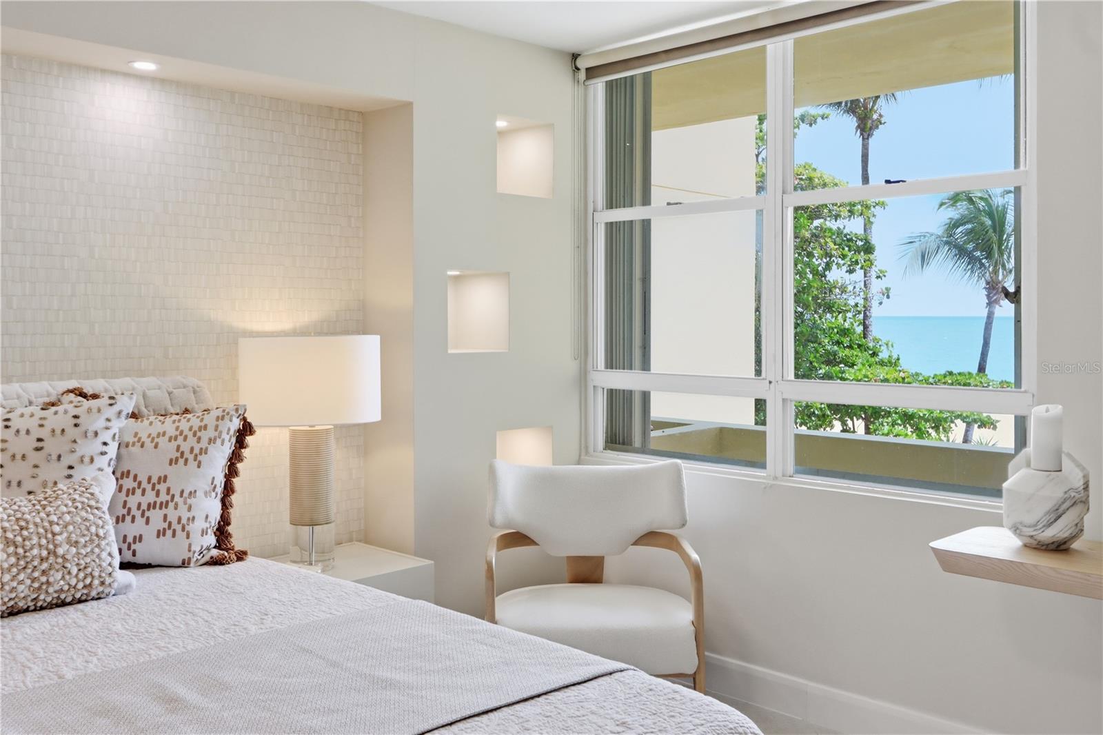 CARRION COURT PLAYA - Residential Lease
