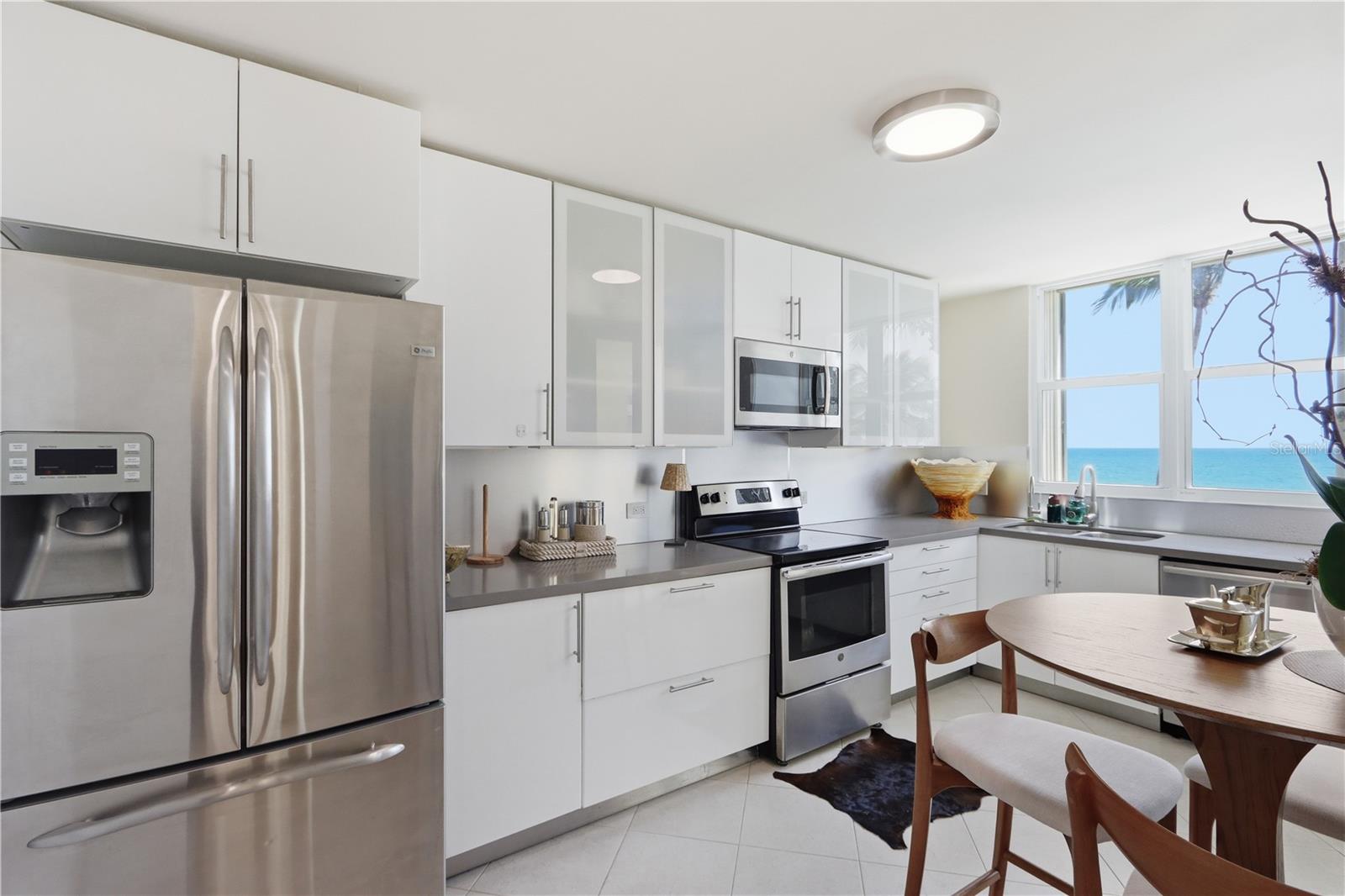 CARRION COURT PLAYA - Residential Lease